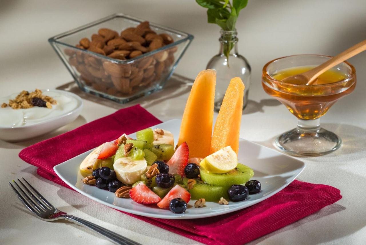 Готель Safi Royal Luxury Metropolitan San Pedro Garza Garcia Екстер'єр фото Fruit salad