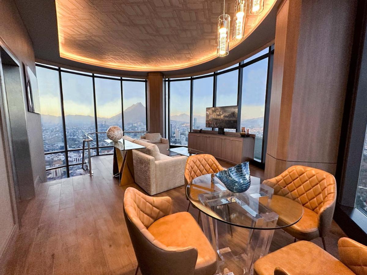 Готель Safi Royal Luxury Metropolitan San Pedro Garza Garcia Екстер'єр фото The interior of a penthouse