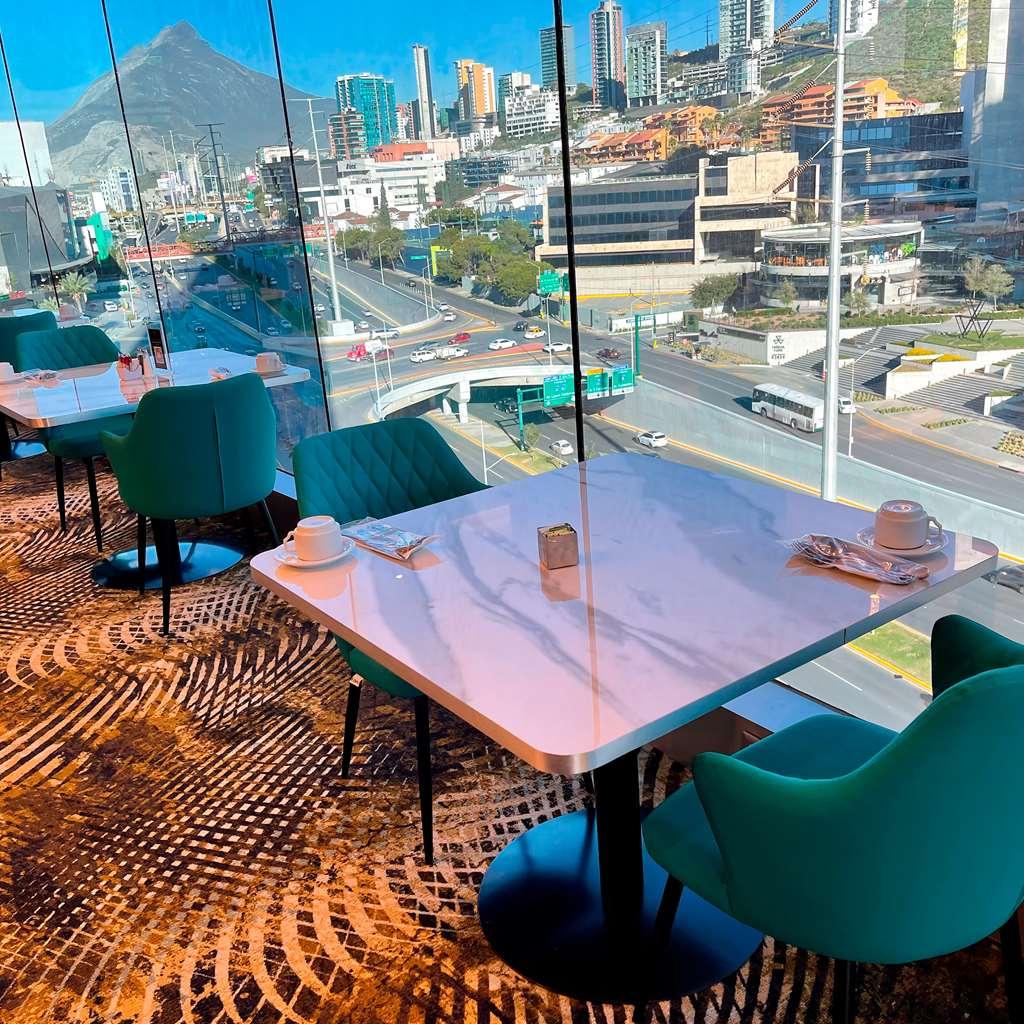 Готель Safi Royal Luxury Metropolitan San Pedro Garza Garcia Ресторан фото Skyline Lounge at LAX