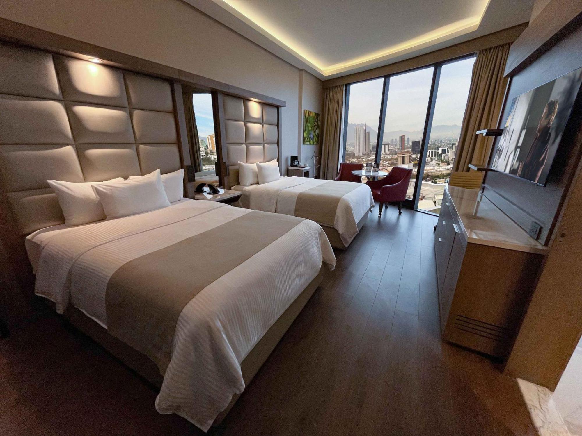 Готель Safi Royal Luxury Metropolitan San Pedro Garza Garcia Екстер'єр фото